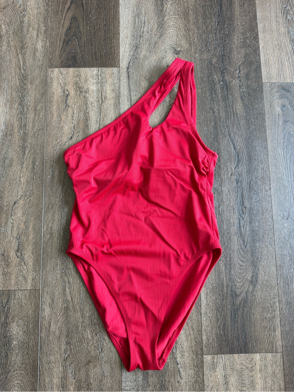 Shade & Shore Red One-Shoulder Ribbed Swimsuit Size Medium